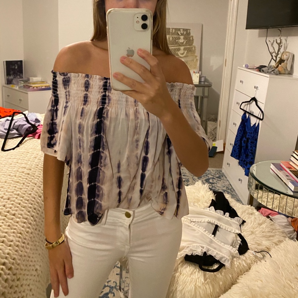 Off the shoulders tie dye blouse